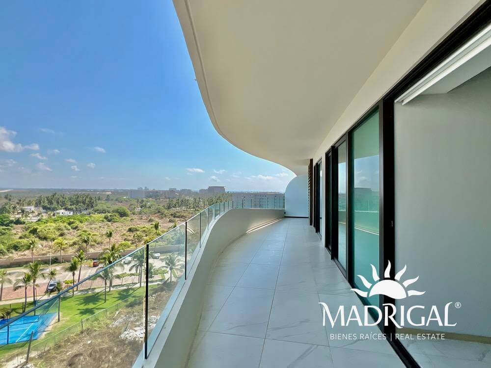 La Isla | Departamento en venta en la torre Capri de cuatro recamaras
