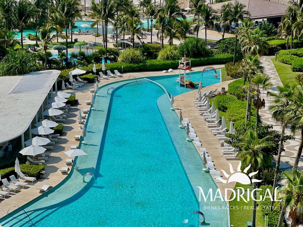 La Isla | Departamento en venta en la torre Capri de cuatro recamaras