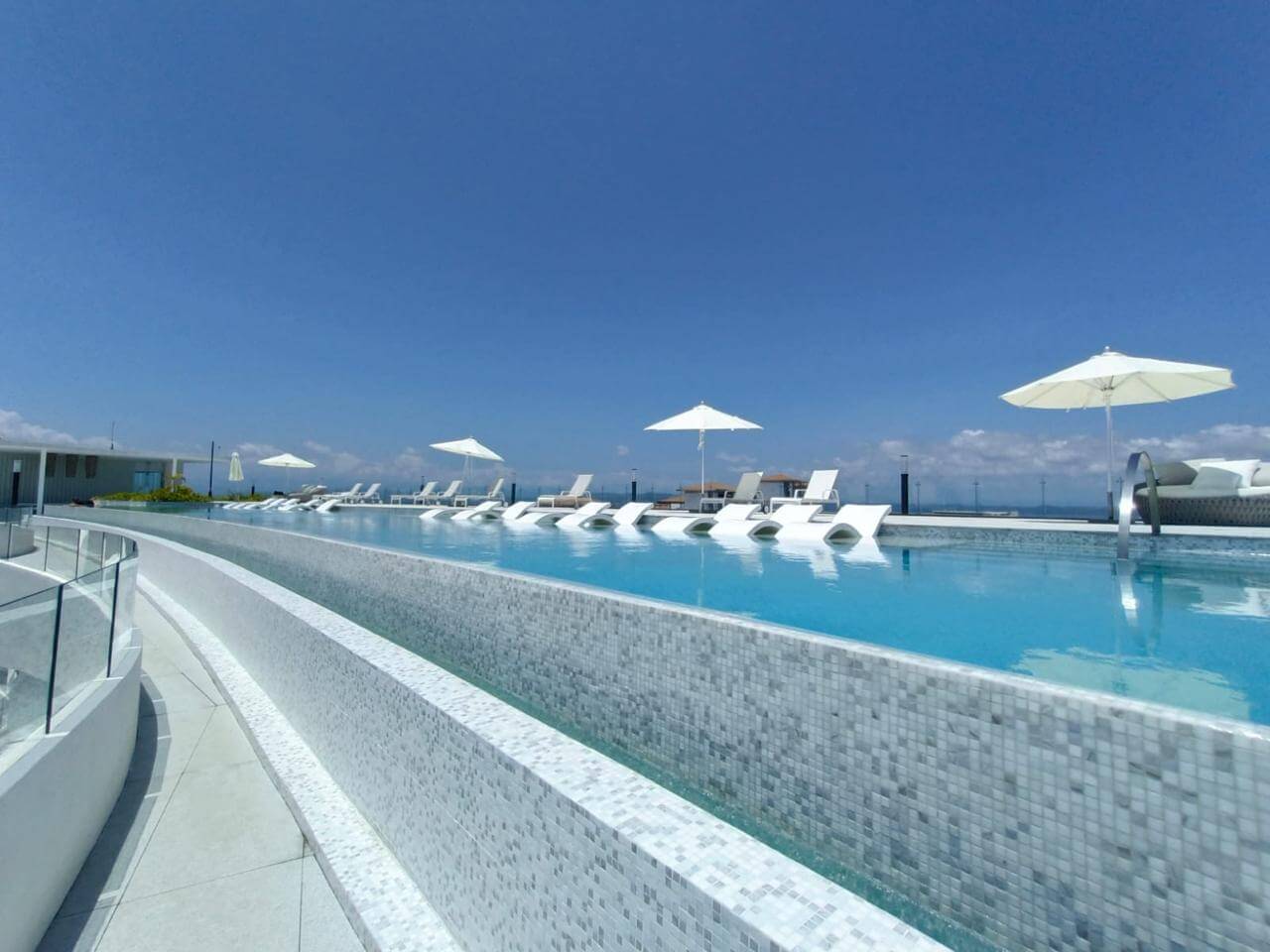 La Isla | Departamento en venta en la torre Capri de cuatro recamaras