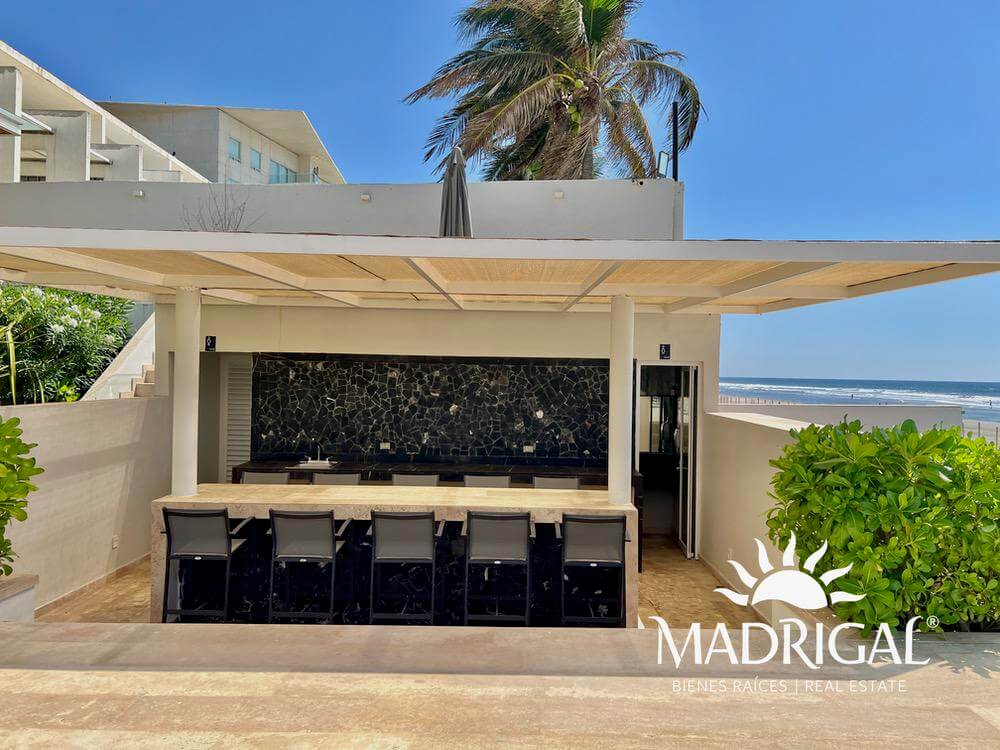 Ikaroa | departamento en venta frente a playa de tres recamaras 