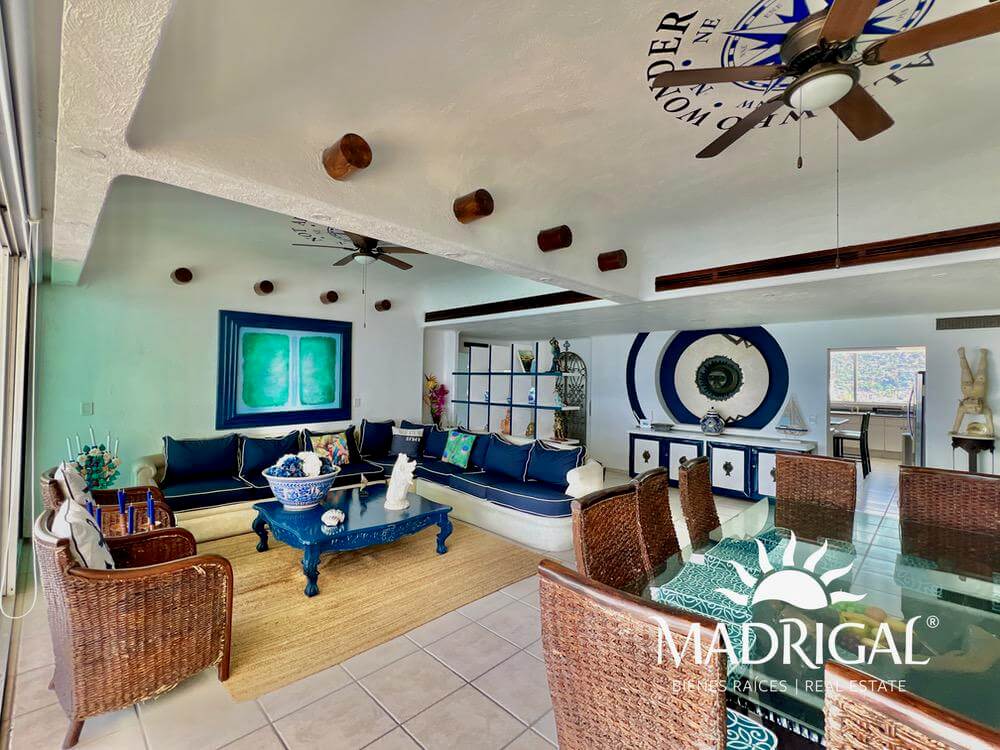 Century Resort, Departamento en venta en la bahía de Acapulco frente al mar