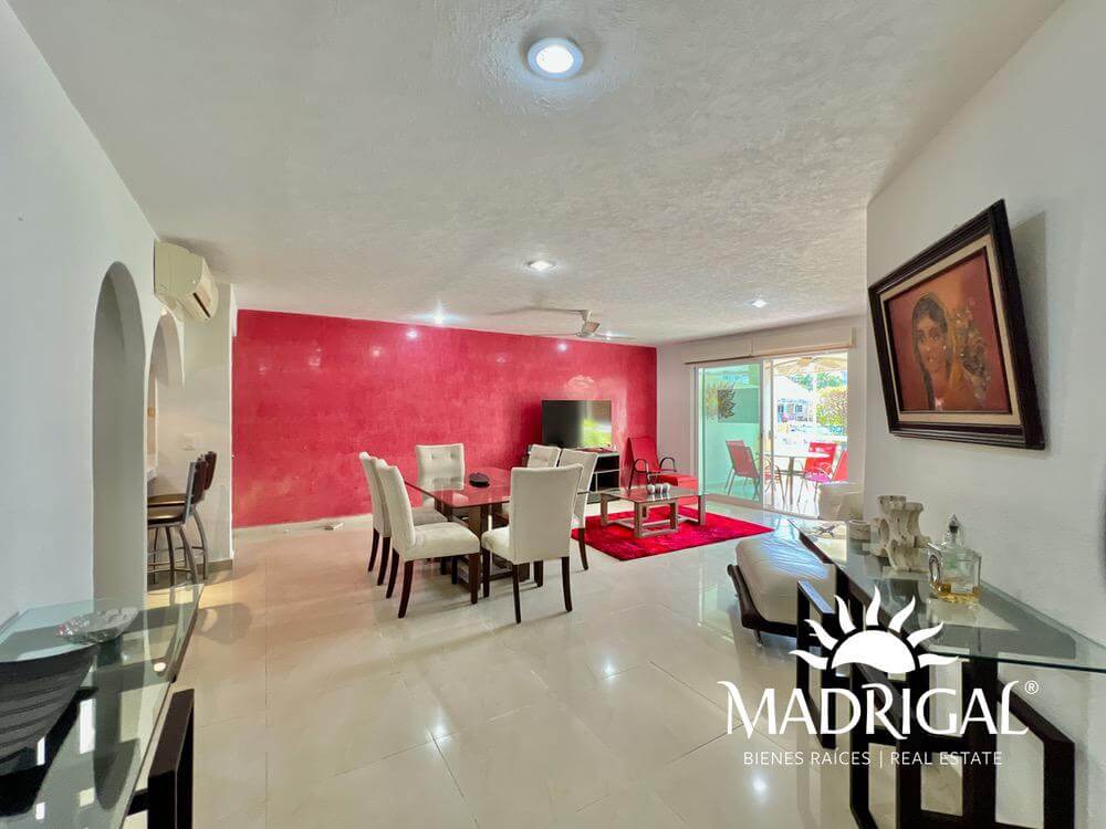 Diamante Lakes, departamento en nivel jardín de dos recamaras con acceso a la alberca