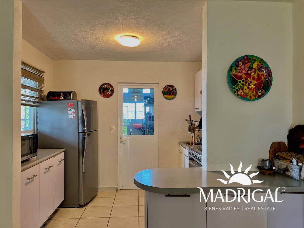 Marina Diamante, Villa en venta en esquina con amplio jardín, junto a la laguna de Tres Palos