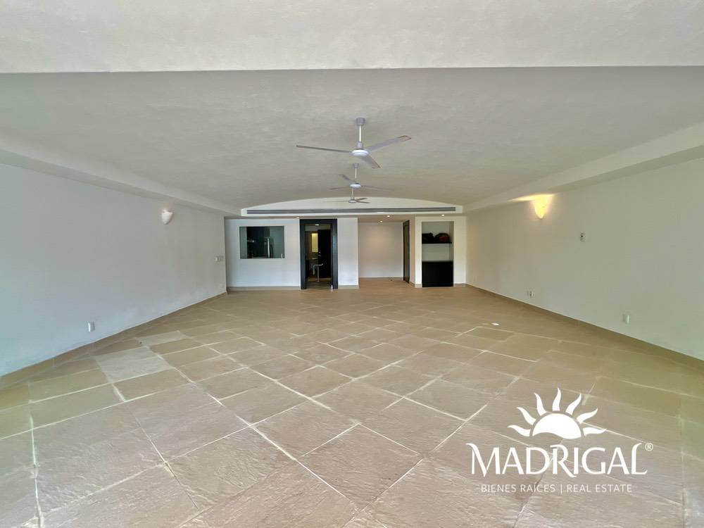 & Villas Alejandra | Departamento Garden House a la venta frente a playa en Brisas Guitarrón