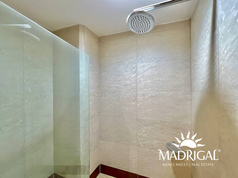 & Villas Alejandra | Departamento Garden House a la venta frente a playa en Brisas Guitarrón