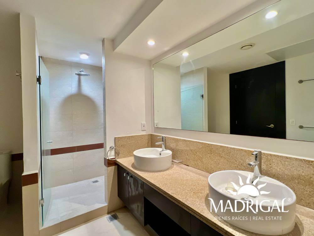 & Villas Alejandra | Departamento Garden House a la venta frente a playa en Brisas Guitarrón