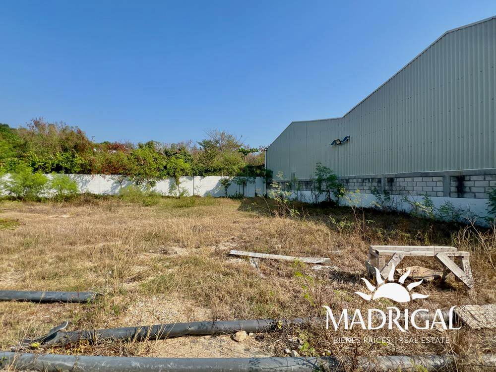 Bodega en venta en Cayaco sobre terreno de 4978 m2