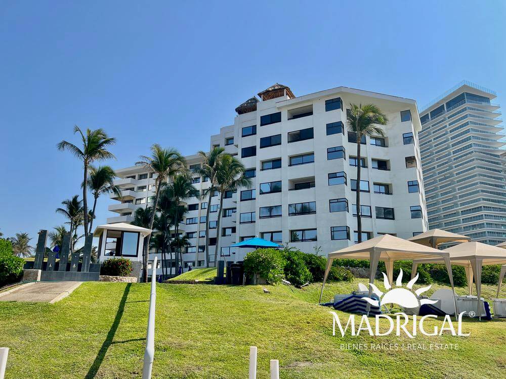 &&& Torre Uno del Mayan Palace | Departamento en venta frenta al mar de tres recámaras