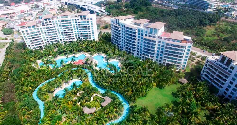 la Isla | Departamento en Venta de Dos Recamaras  con Acceso a Playa