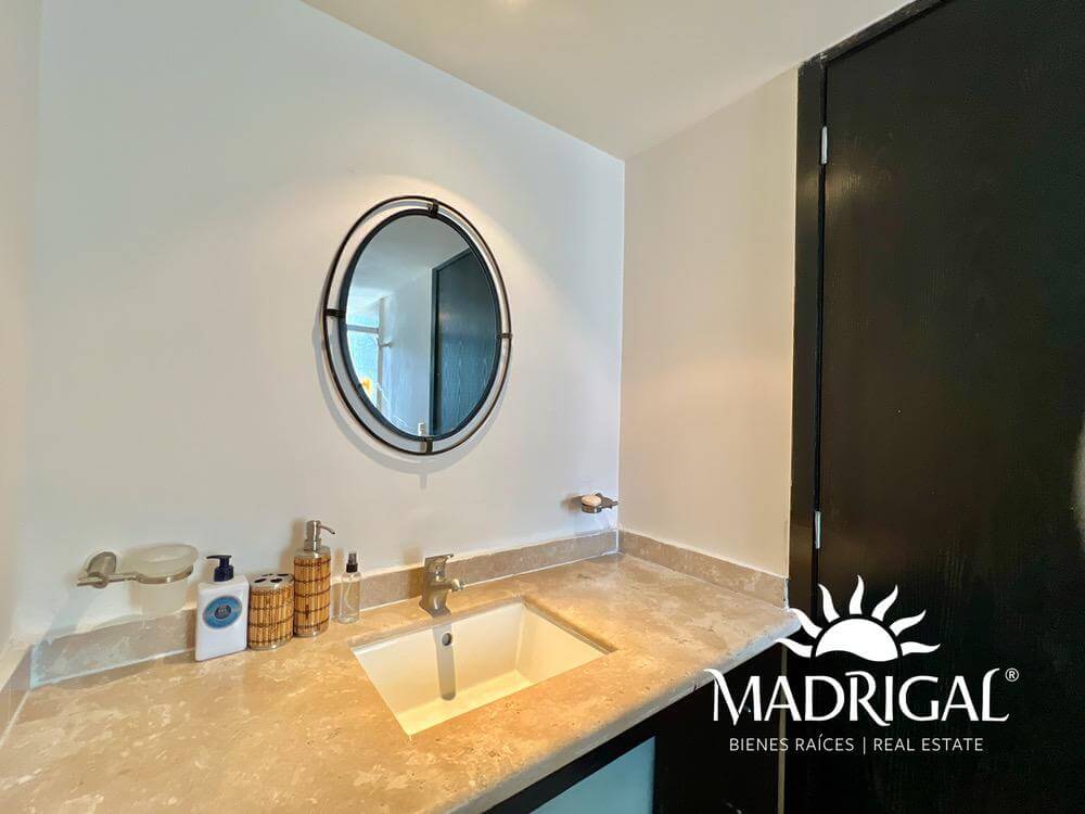 Antibes | En venta departamento en la bahía de Acapulco de tres recamaras