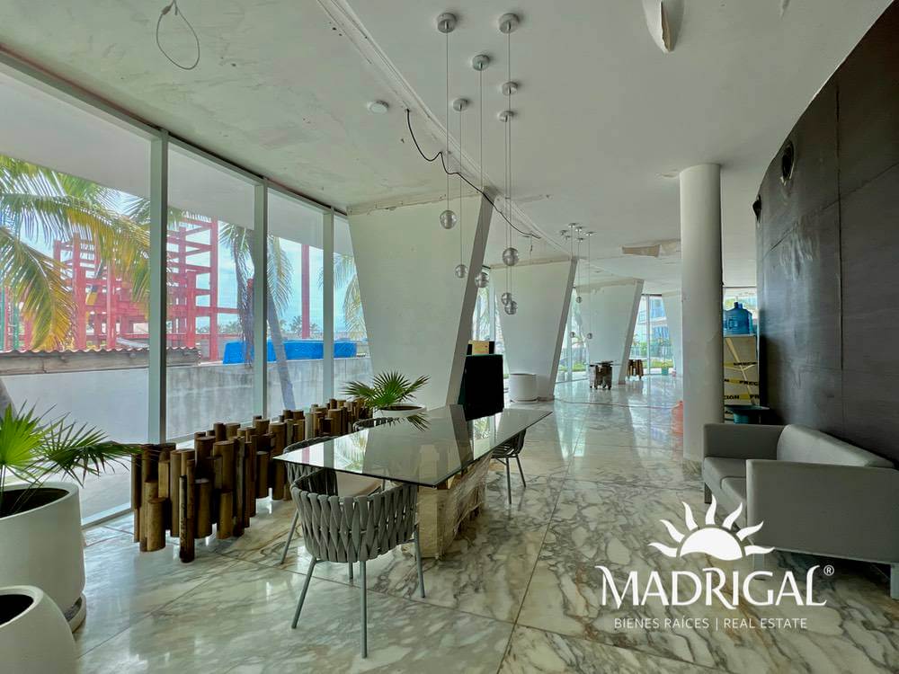 Mare | Departamento en venta de cinco recámaras en Playa Diamante Acapulco
