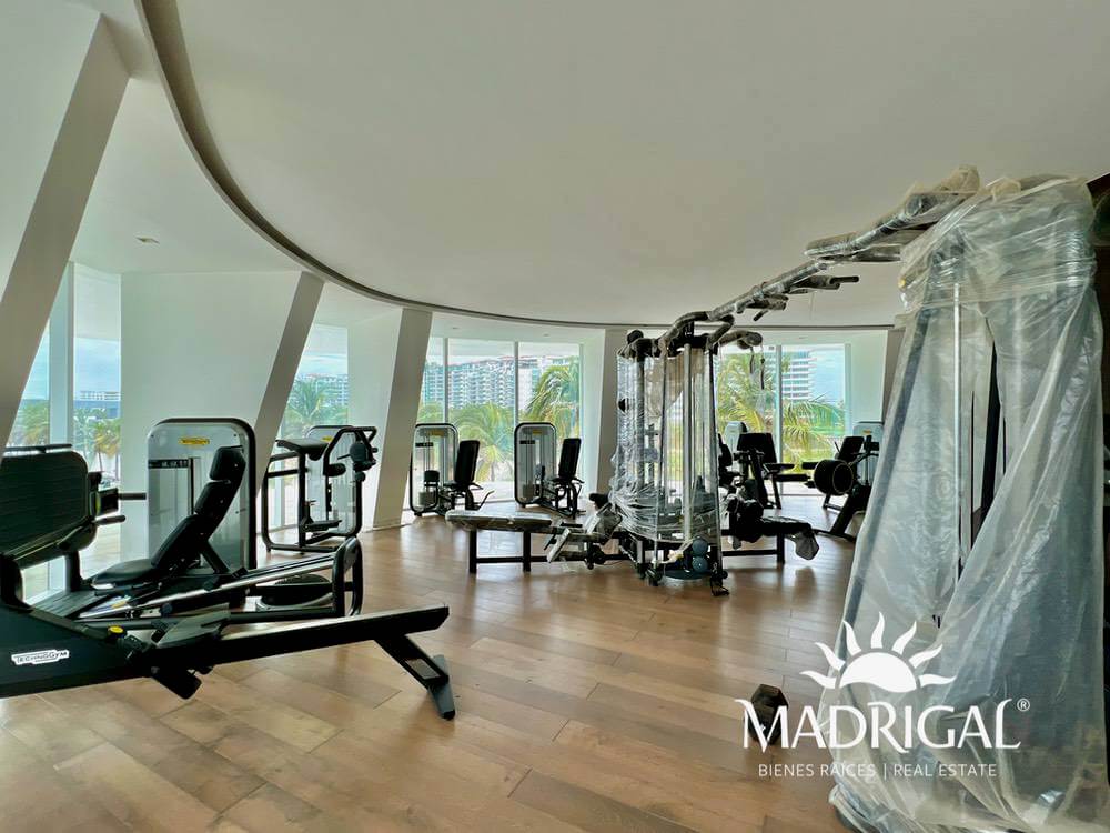 Mare | Departamento en venta de cinco recámaras en Playa Diamante Acapulco