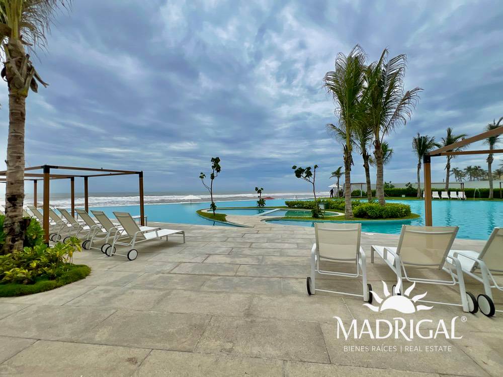 Mare | Departamento en venta de cinco recámaras en Playa Diamante Acapulco