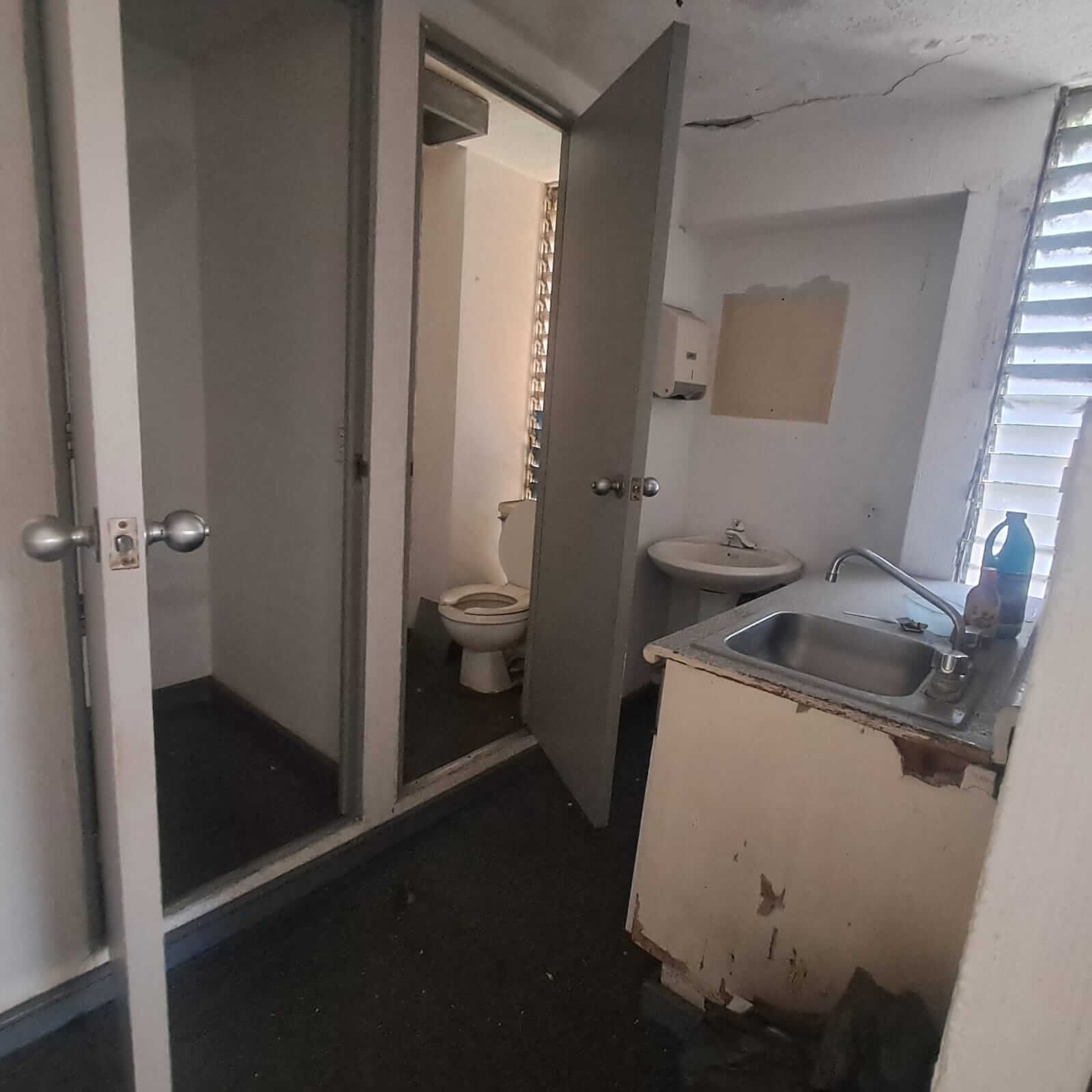 Edificio en venta de 10 niveles en esquina colonia Anzures en CDMX