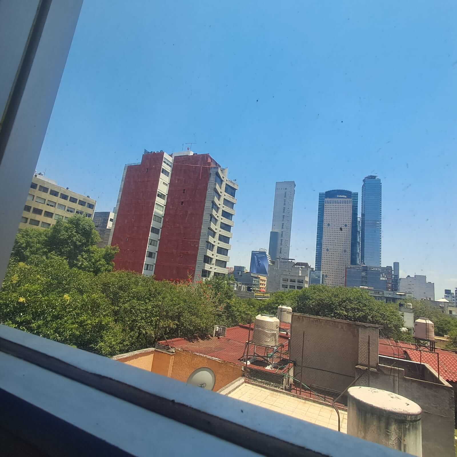 Exclusive 10-story corner building in Mexico City's sought-after Anzures neighborhood.