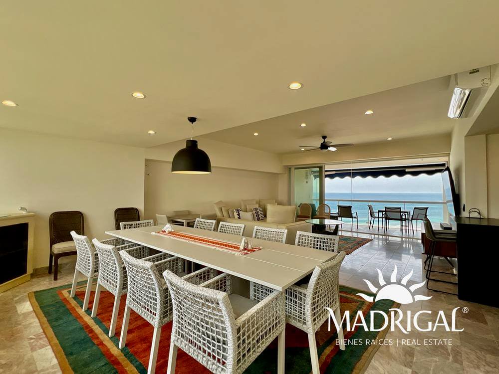 Residencial Playamar II| Departamento en venta frente a playa en Acapulco