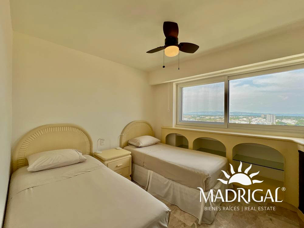 Residencial Playamar II| Departamento en venta frente a playa en Acapulco
