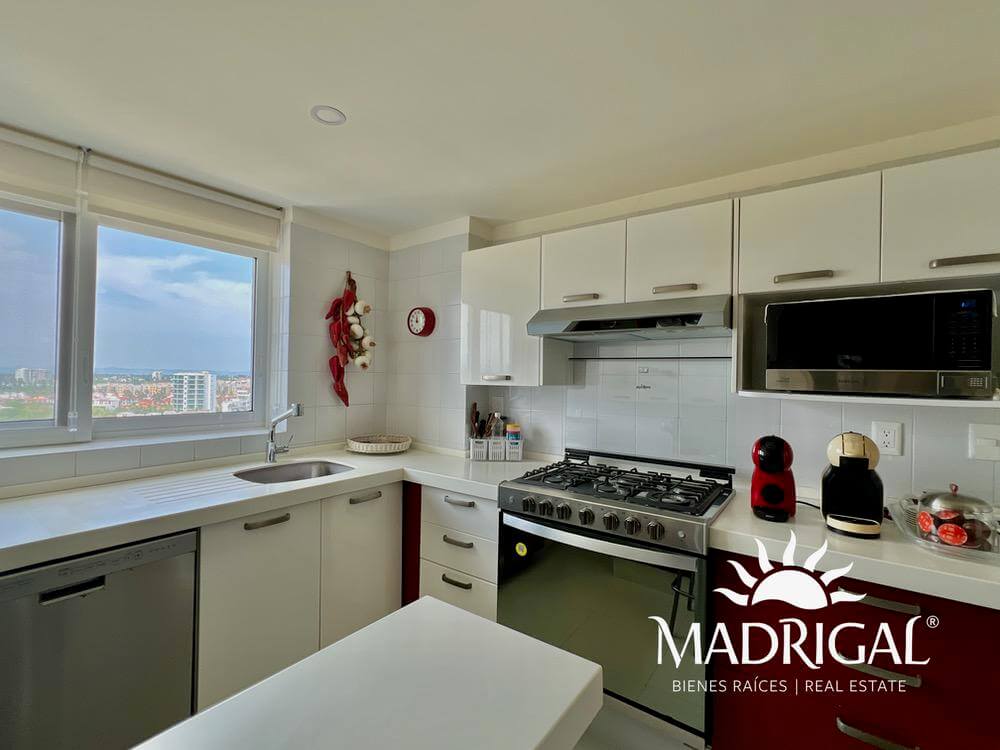 Residencial Playamar II| Departamento en venta frente a playa en Acapulco