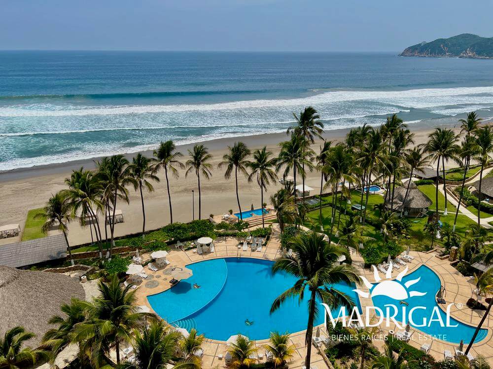 Residencial Playamar II| Departamento en venta frente a playa en Acapulco