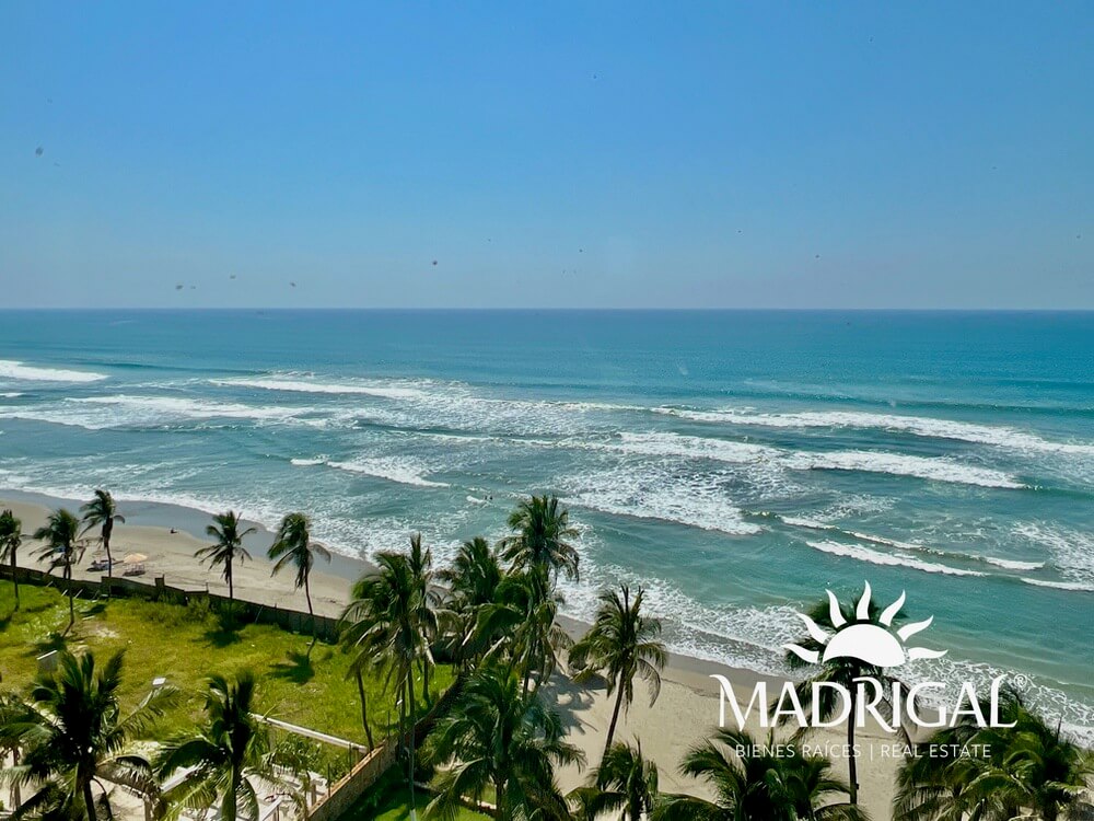 Residencial Playamar II| Departamento en venta frente a playa en Acapulco