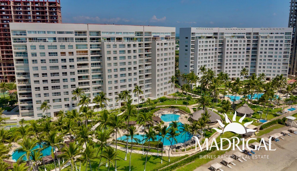 Playamar Residencial |Penthouse de cinco recámaras frente a playa