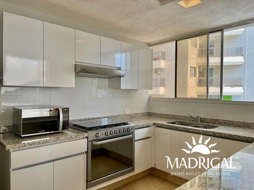 Torre La Perla | Departamento en venta en la bahía de Acapulco de