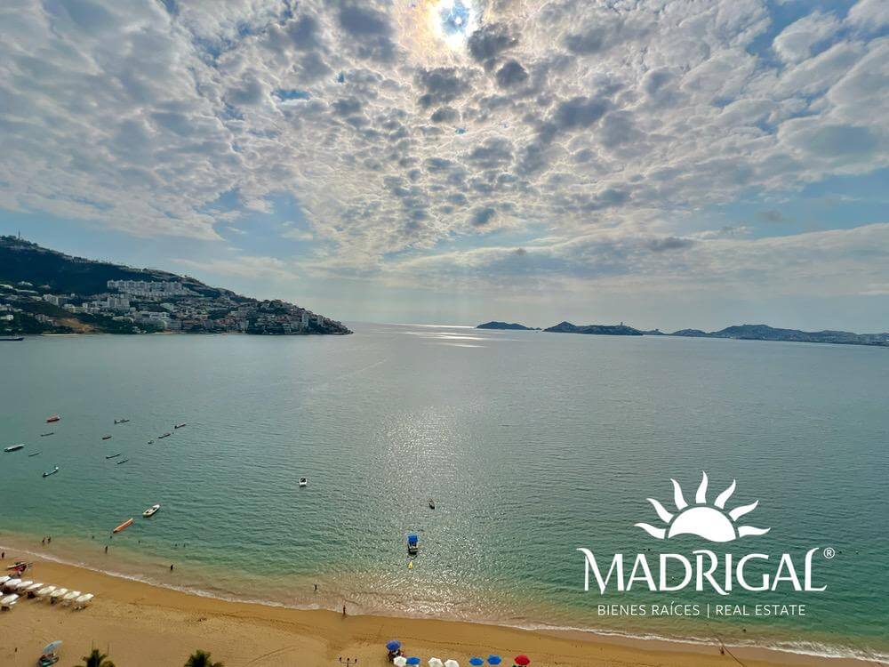 Torre La Perla | Departamento en venta en la bahía de Acapulco de