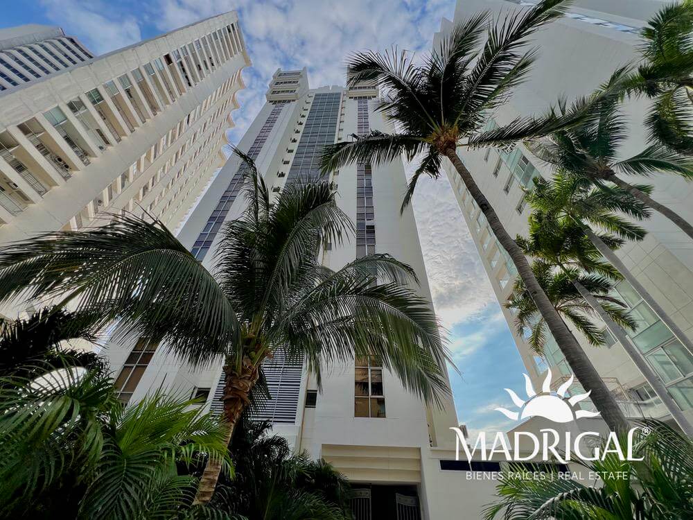 Torre La Perla | Departamento en venta en la bahía de Acapulco de