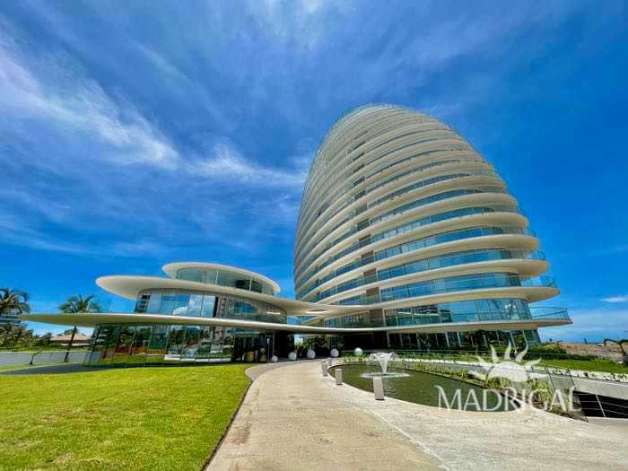 Mare | En venta departamento de tres recamaras frente al mar