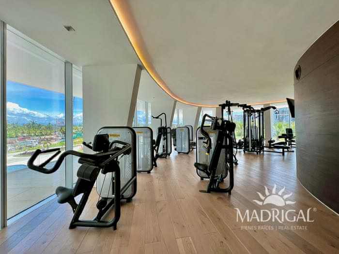 Mare | En venta departamento de tres recamaras frente al mar
