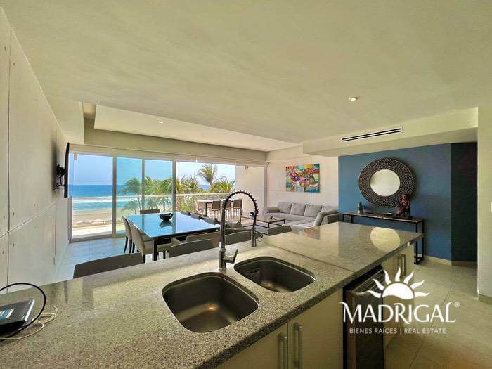 Areia | Departamento en venta Sin reconstruir con acceso a playa en Acapulco Diamante