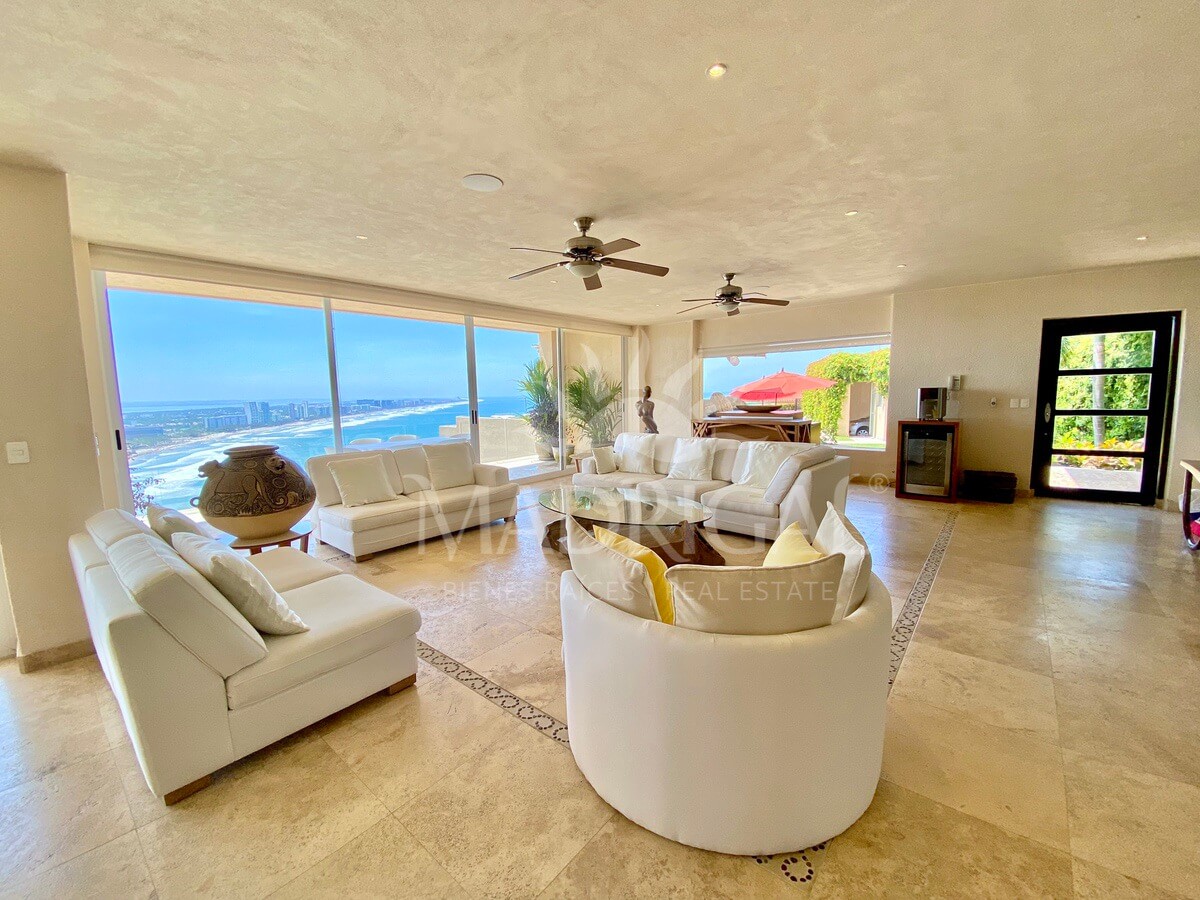 Cima Real | Casa en Venta para su reconstrucción en Real Diamante