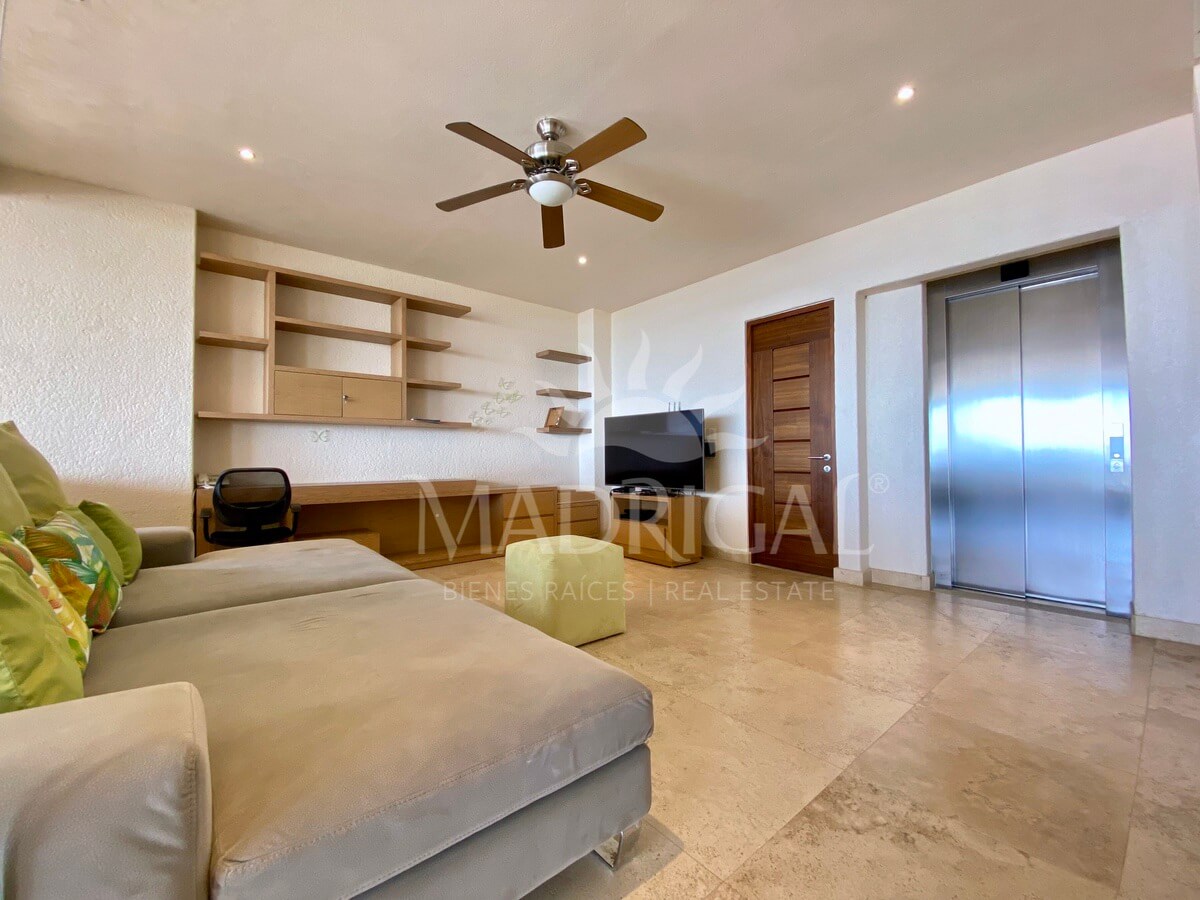 Cima Real | Casa en Venta para su reconstrucción en Real Diamante