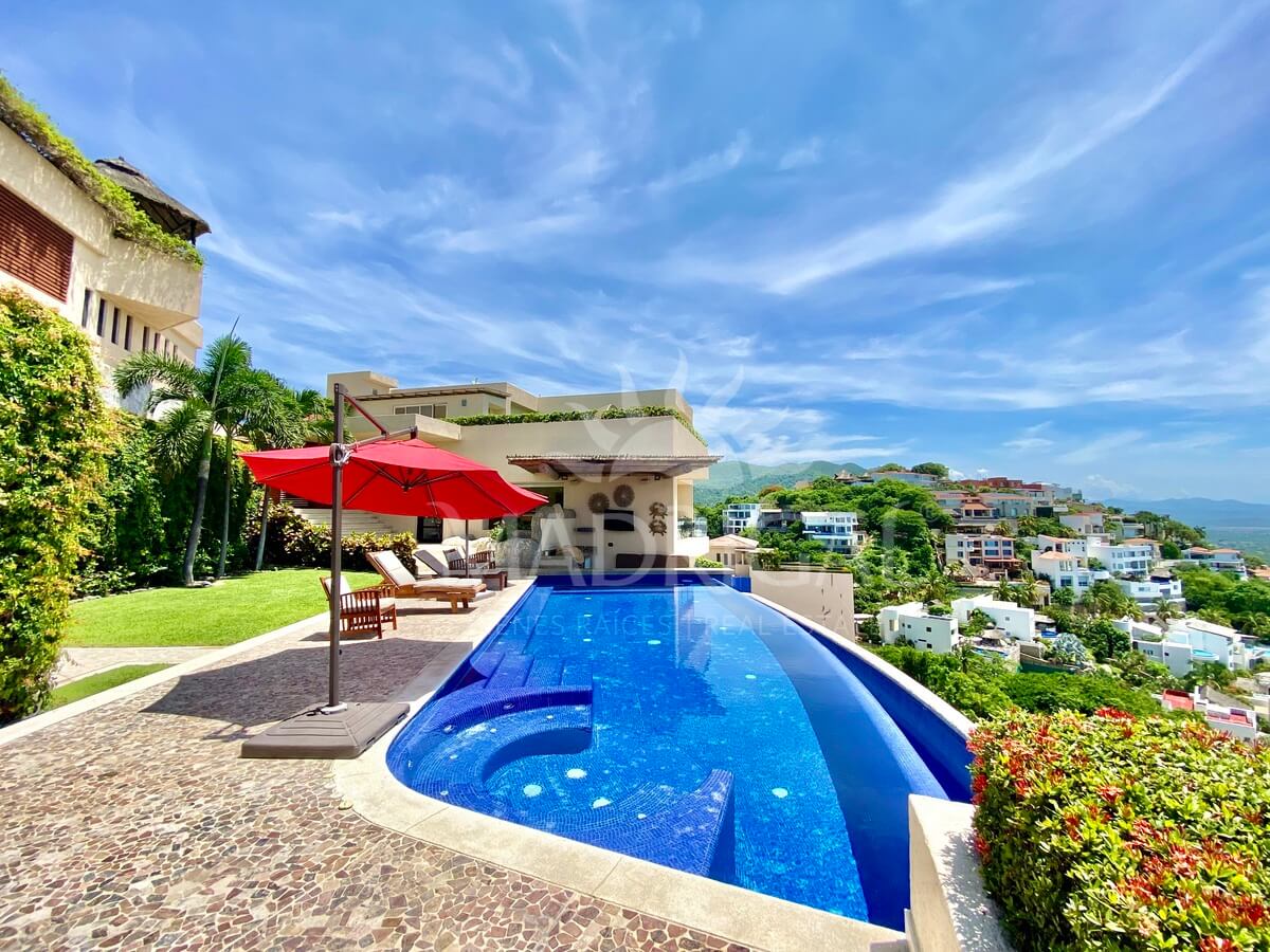 Cima Real | Casa en Venta para su reconstrucción en Real Diamante