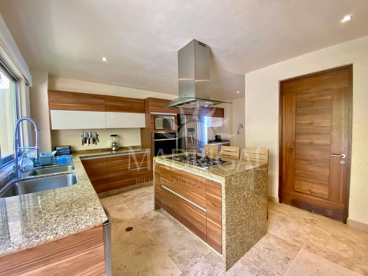 Cima Real | Casa en Venta para su reconstrucción en Real Diamante
