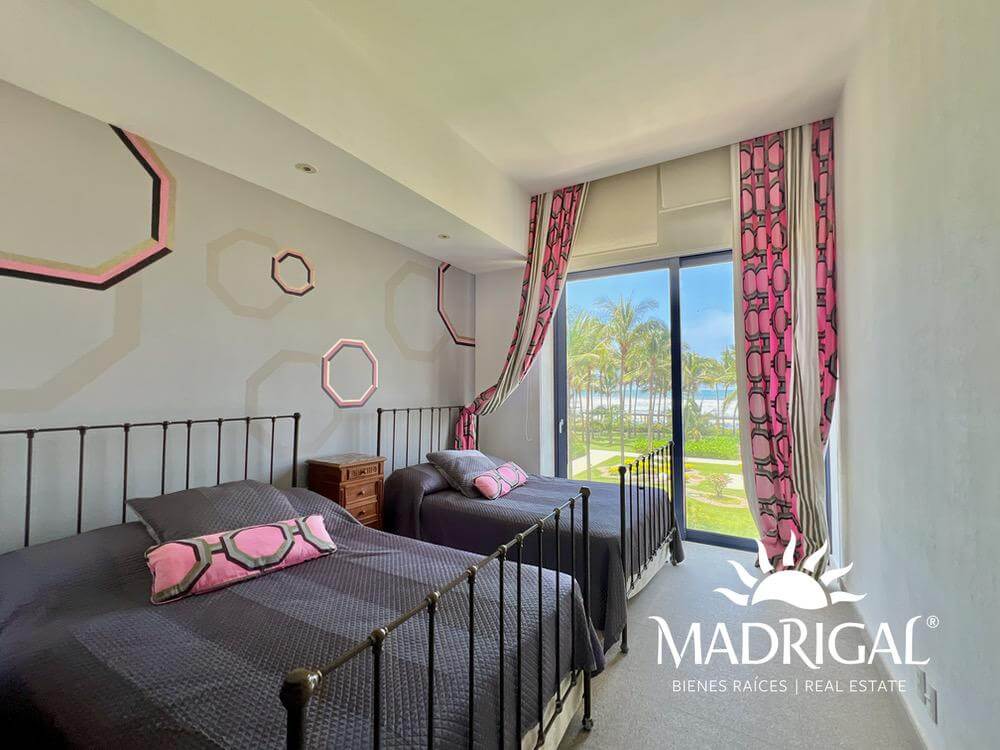 El Palmar Tres Vidas | Departamento en venta en Torre Baru de cuatro recámaras frente al mar