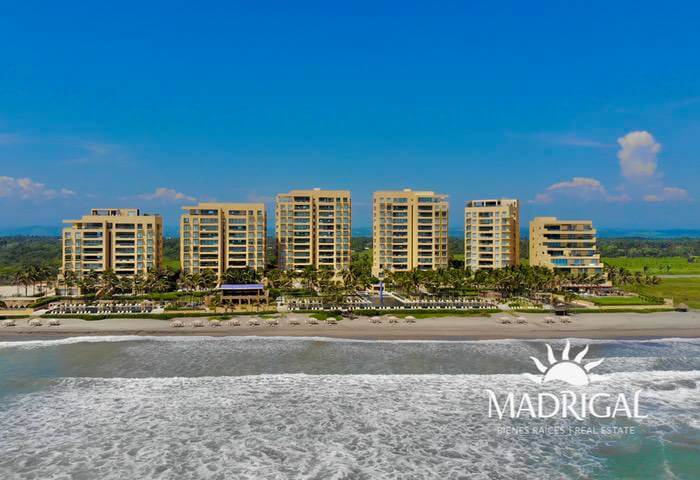 El Palmar Tres Vidas | Departamento en venta en Torre Baru de cuatro recámaras frente al mar
