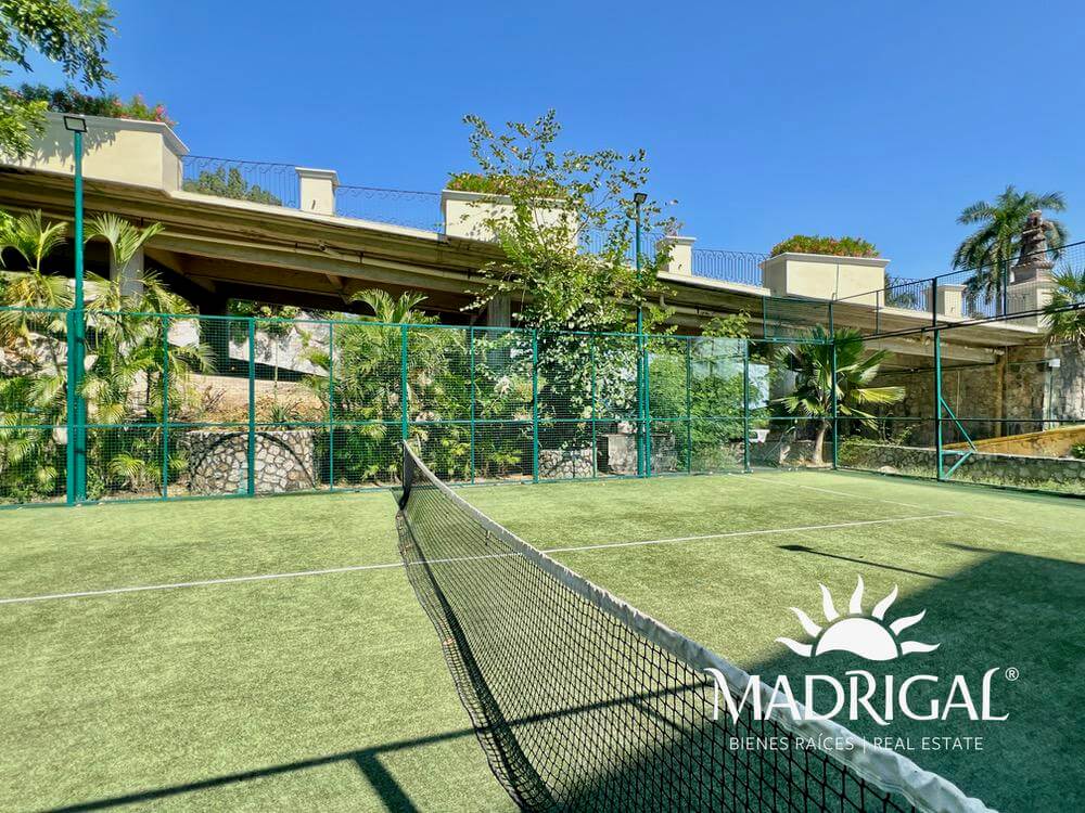 Departamento en venta en el condominio El Diamante Fraccionamiento Real Diamante en Acapulco