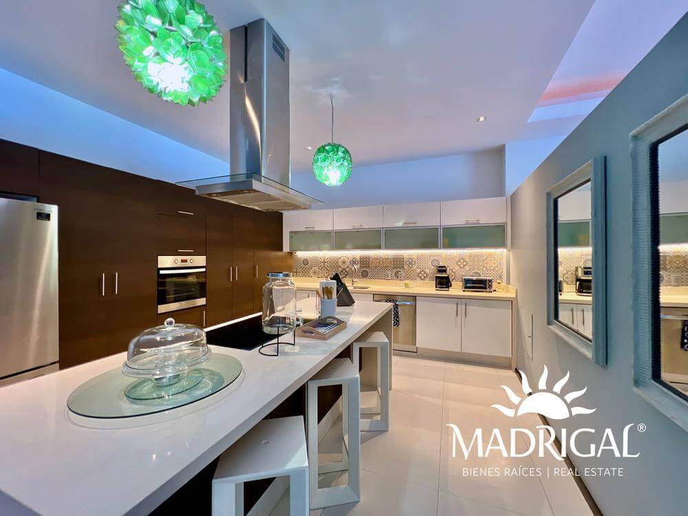 B PICHILINGUE Departamento en venta en Acapulco frente al mar