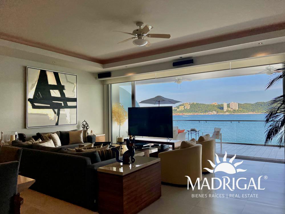 B PICHILINGUE Departamento en venta en Acapulco frente al mar