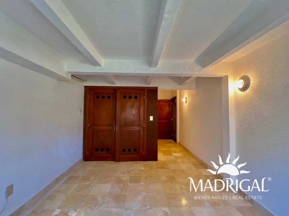 Villas Princess | Villa en Venta de Tres Recámaras con detalles para su arreglo