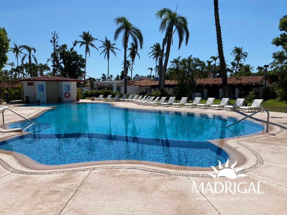 Villas Princess | Villa en Venta de Tres Recámaras con detalles para su arreglo