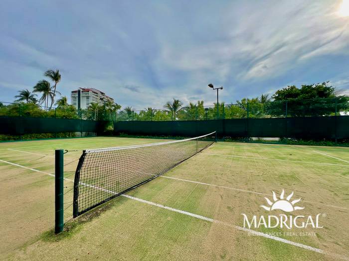 Villas Princess | Villa en Venta de Tres Recámaras con detalles para su arreglo
