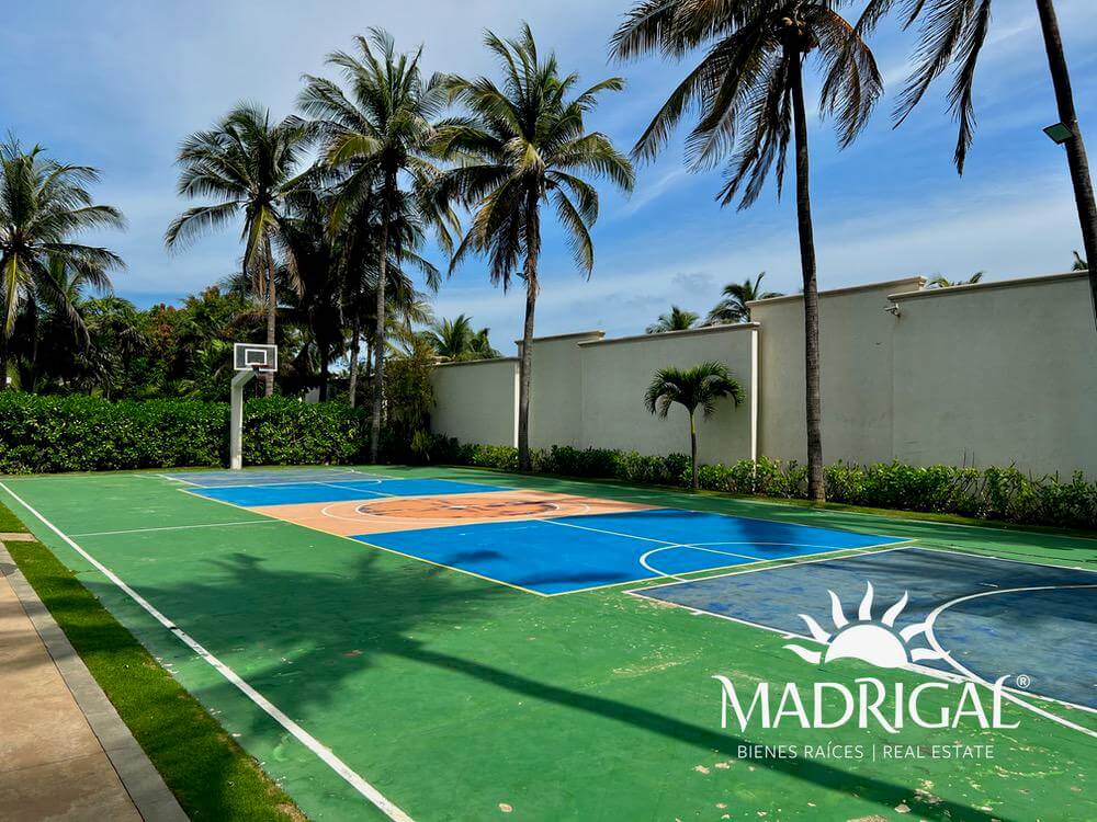Costa Ventura| Departamento en venta frente a playa de cuatro recámaras  